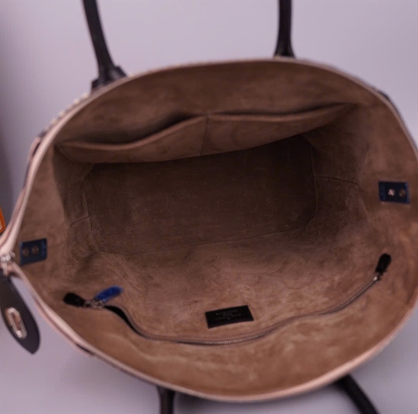 Túi LV Lockit hồng da trăn kèm ổ + chìa (AH1106) sz27 +