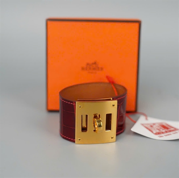 Vòng tay Hermes nâu đỏ da trăn +