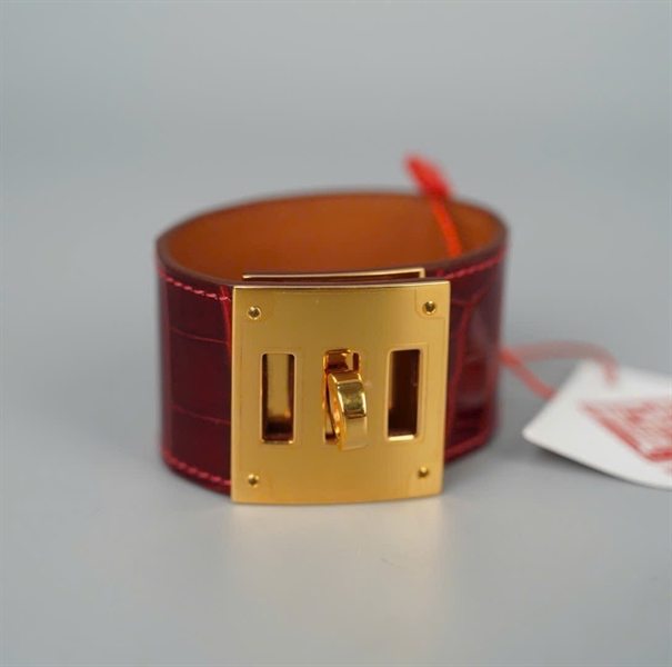 Vòng tay Hermes nâu đỏ da trăn +