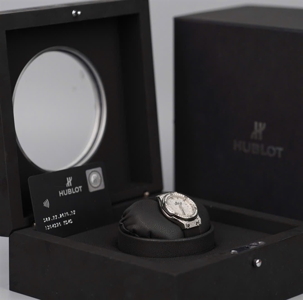 Đồng hồ Hublot mặt tròn quai đen (1304370) (HC) +