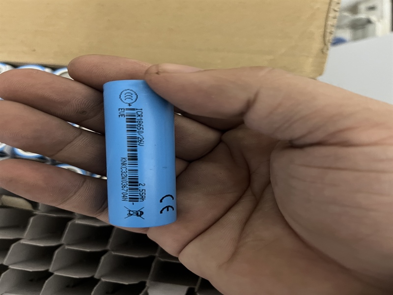 Pin lithium 18650 EVE 26V 2550 Mah ( Loại A, Tiêu chuẩn CE )