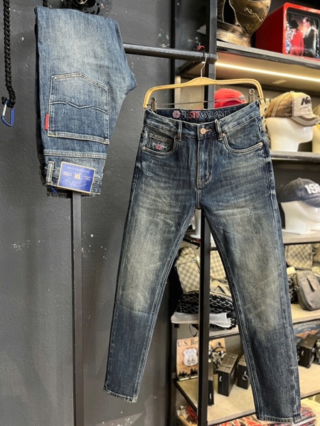 Jean QC Cao Cấp MCC-LD8097 xanh retro was phủ bạc chữ đỏ