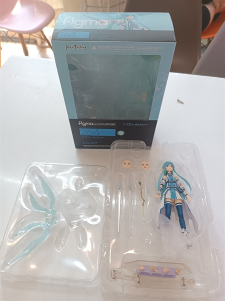 (2ND) FIGMA 264 ASUNA YUKI ( ALO VER)