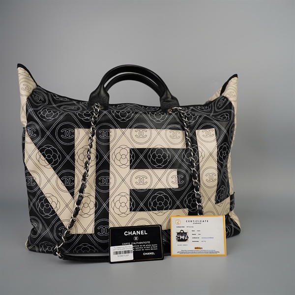 Túi Chanel tote đen trắng (25717513) sz38 có lót form KG+