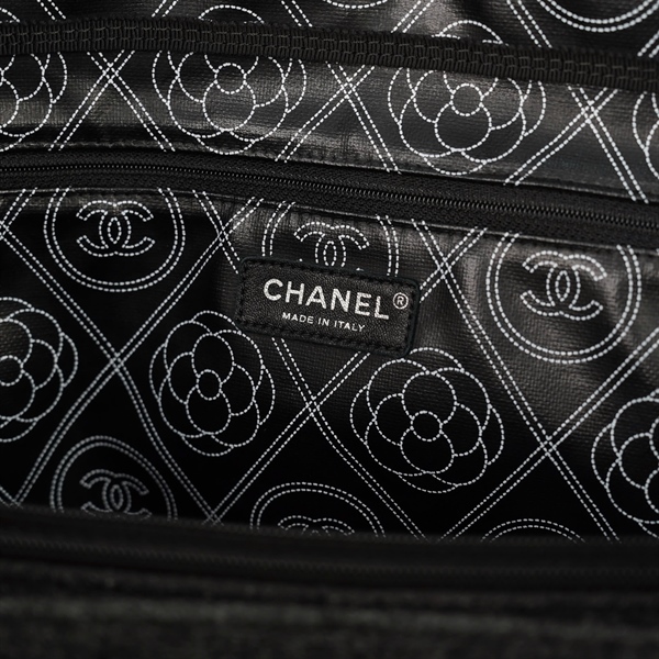 Túi Chanel tote đen trắng (25717513) sz38 có lót form KG+