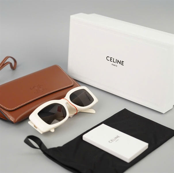 Kính Celine Classic trắng CL40282U 25A (53-18-135) KG+