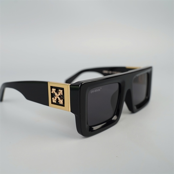 Kính OFF-White đen OERI060 1007 (51-24-145) KG+