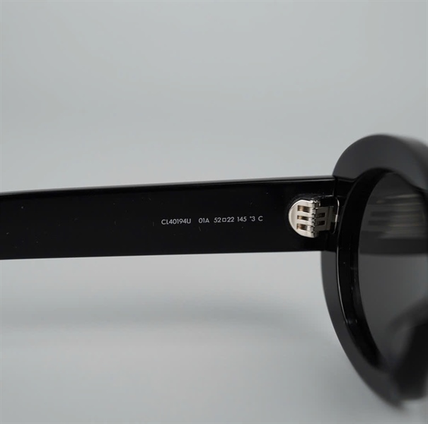 Kính Celine đen CL40194U 01A (52-22-145) KG+