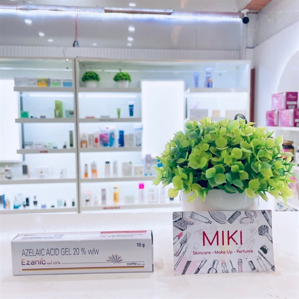 Kem dưỡng hỗ trợ giảm mụn giảm thâm Ezanic Azelaic Acid 20% w/w