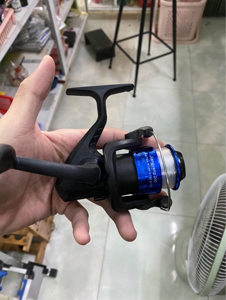 Máy câu tôm nhựa