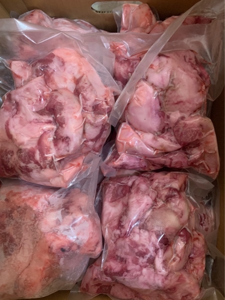 Thịt thủ đầu giòn ( đóng túi 1kg hút chân không )
