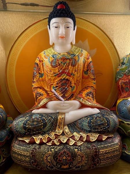 Tượng Hán Bạch Ngọc
