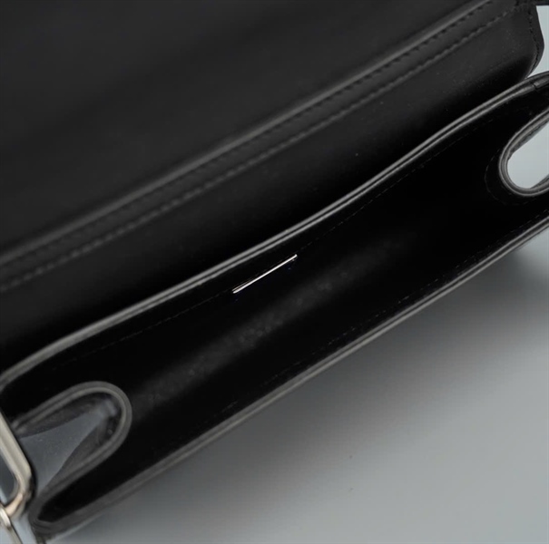 Túi D&G đen da bóng logo đính đá sz21 KG+