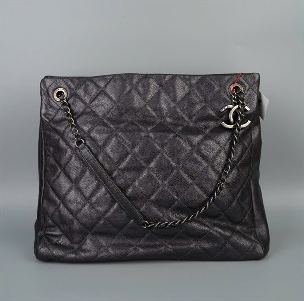 Túi Chanel Tote đen dây xích (17315437) sz34 KG+