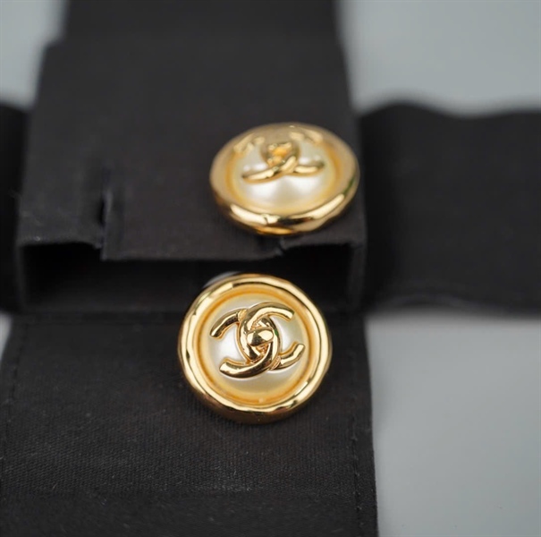 Bông tai Chanel ngọc trai KG+
