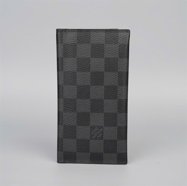 Ví LV gập 2 ô vuông đen KG+