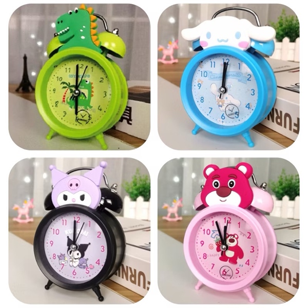 Đồng hồ báo thức hoạt hình đáng yêu