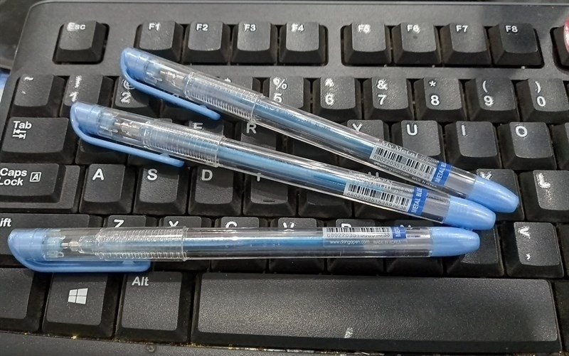 Bút kim tuyến da 38 xanh dương