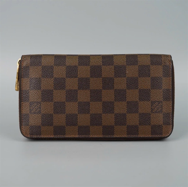 Ví LV ô vuông nâu khóa zip (LT) KG+