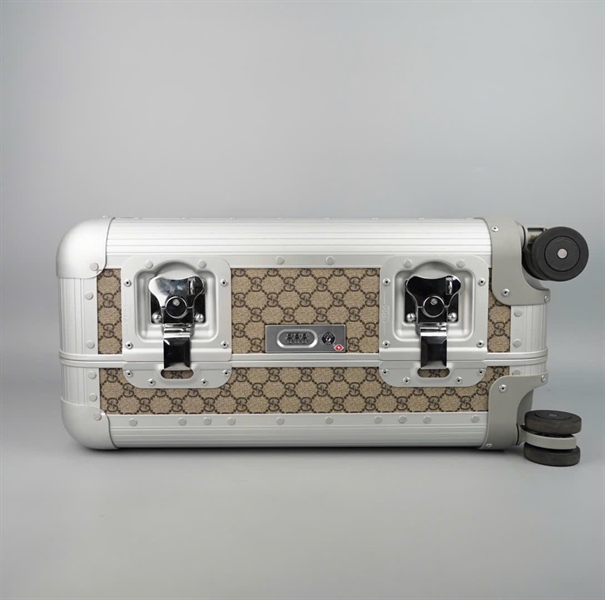 Vali GG xám 22x35x55 (BMC)+