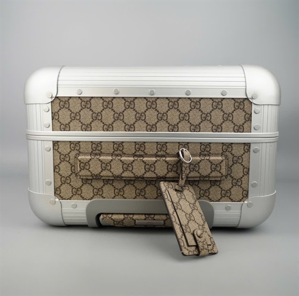 Vali GG xám 22x35x55 (BMC)+