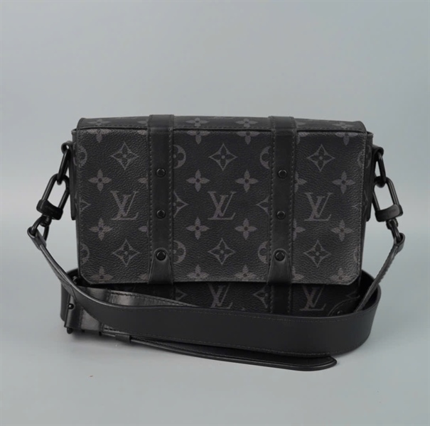 Túi LV Trunk hoa đen sz23 (BMC) KG+