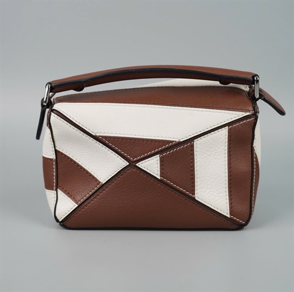 Túi Loewe trắng nâu sz17 (BMC) KG+