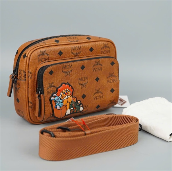 Túi MCM nâu in hình sz22 +