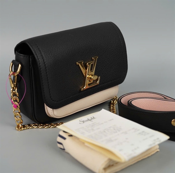 Túi LV Lockme Tender màu đen trắng 2 strap sz19 (BMC) +