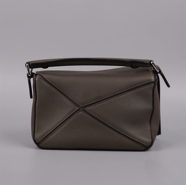 Túi Loewe xám xanh sz17 (BMC) KG+