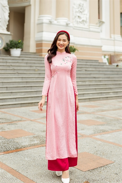 Áo dài truyền thống Kim Sa Ngư