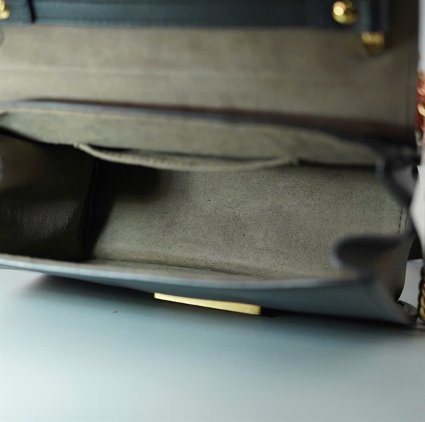 Túi Fendi màu đen sz18 (BQ) KG+