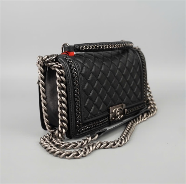 Túi Chanel Boy đen (23109633) sz24 (BQ) KG+