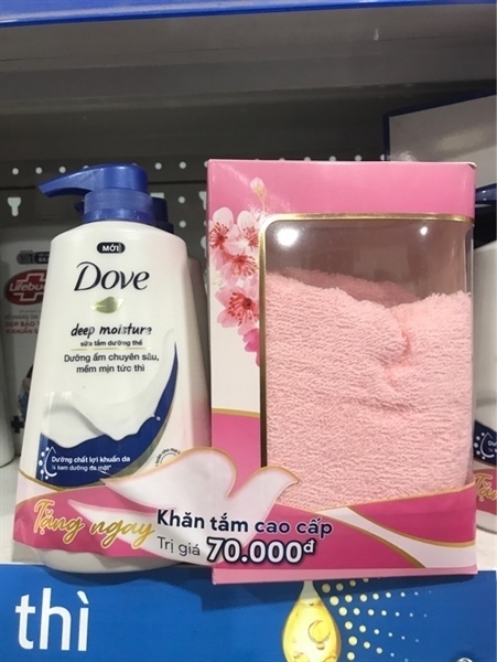 Bánh ăn sáng cest Bon Orion sợi thịt gà sốt kem phô mai