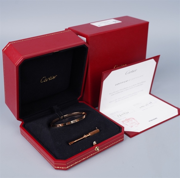 Vòng tay Cartier (PEH930) kèm bút chỉnh +