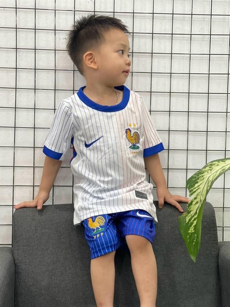 QA Trẻ em (AR) - Pháp 24