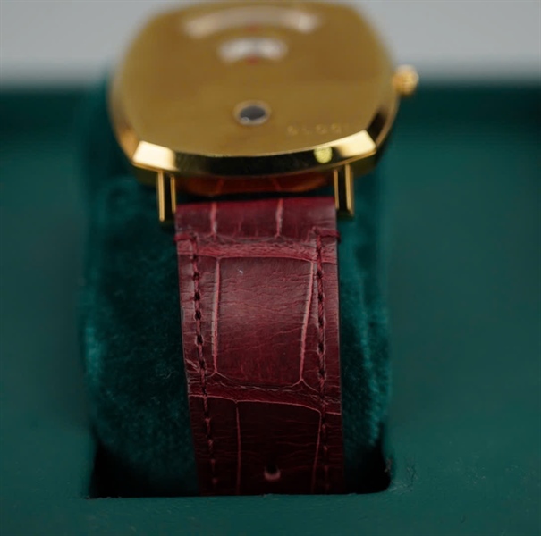 Đồng hồ GG Grip dây đỏ hồng (17917892) sz38mm KG+