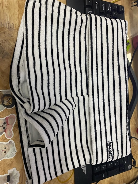 TWENTI Short Thun Sọc Thêu Logo - TRẮNG ĐEN