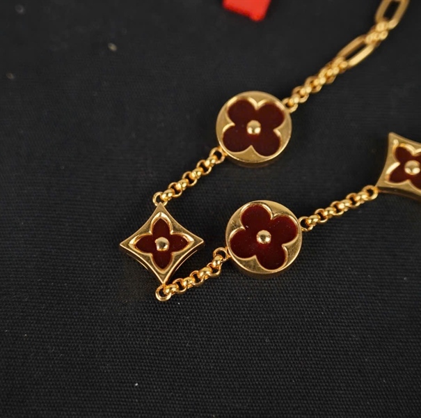 Vòng tay Van Cleef hoa đỏ KG+