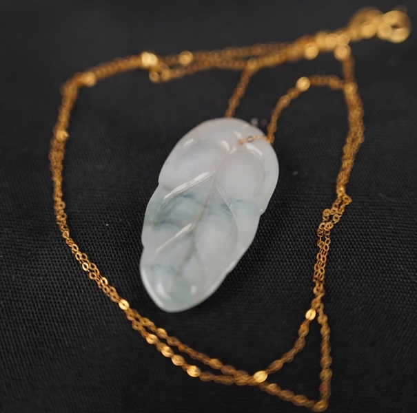 Dây chuyền Tara diệp bạch ngọc hàng A KG+