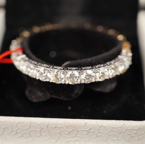 Vòng tay Tara 13 viên (13 phiếu kiểm định) KG+