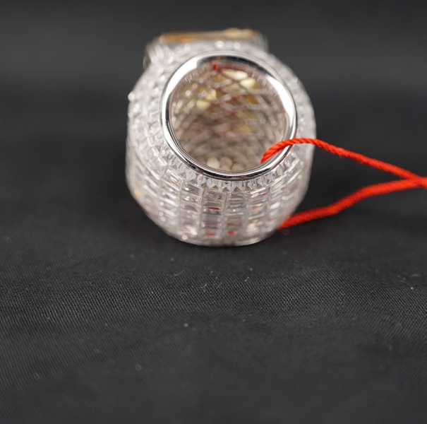 Nhẫn Tara 18K, saphire trắng đính đá Nam Phi KG+