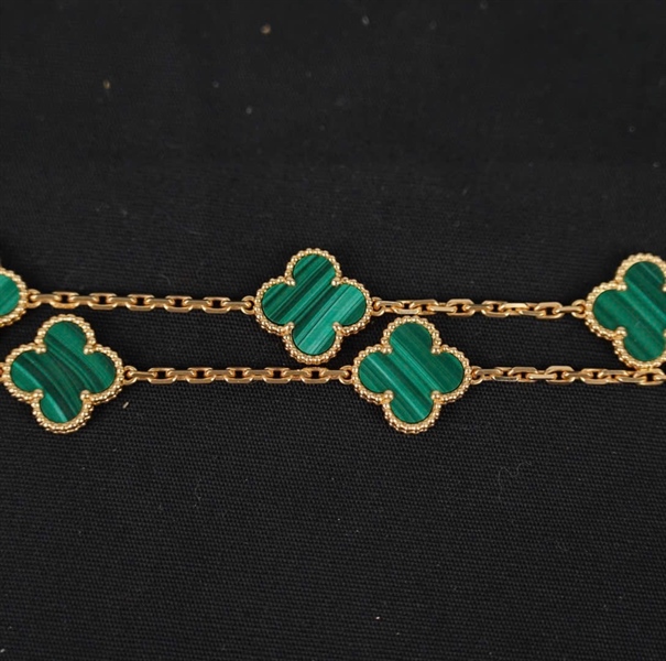 Vòng Tay Van Cleef hoa xanh KG+