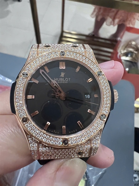 Đồng Hồ Hublot mặt tròn quai đen (843784)