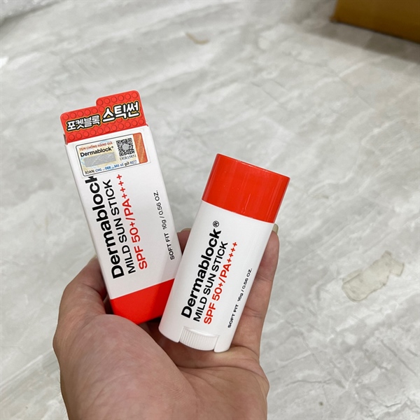 Sáp Chống Nắng Dermablock Mild Sun Stick SPF50+PA++++ 16g
