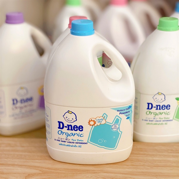 Nước giặt Dnee Thái Lan công ty Xanh dương 3L