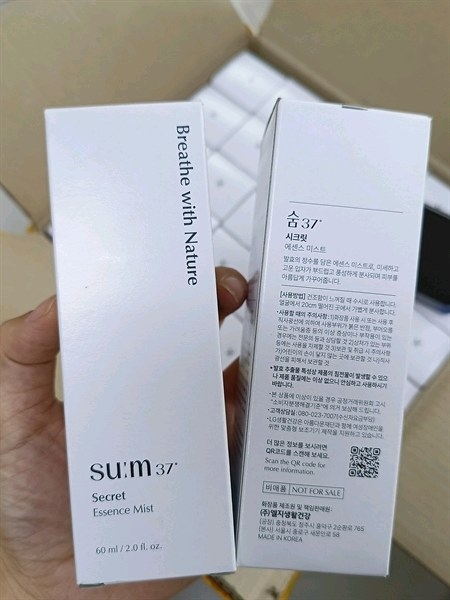 Xịt khoáng nước thần Sum 37 60ml