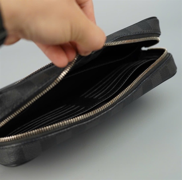 Túi LV Clutch ô vuông đen sz24 KG+