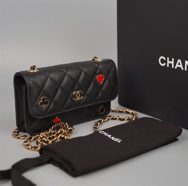 Túi Chanel Charm đen (LHK8CAU1) sz17 KG+