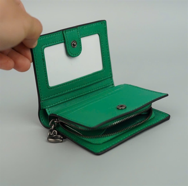 Ví Coach màu xanh +